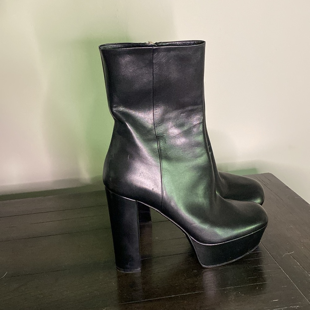 Gucci Black Leather Platform Boots - Picture 8 of 10